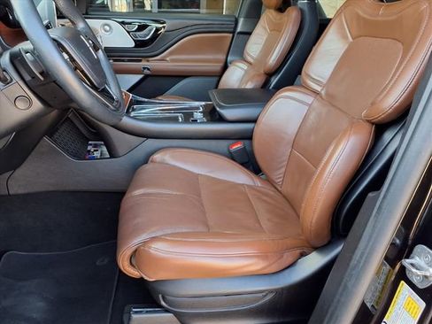 Used 2021 Lincoln Aviator Reserve w/ Equipment Group 202A image 8