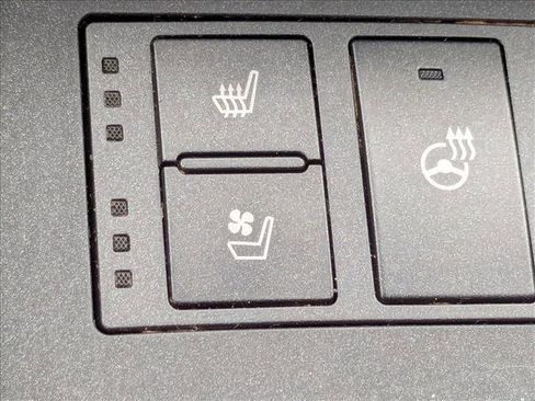 Used 2021 Lexus IS 350 F Sport w/ Accessory Package image 11