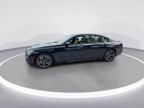 Used 2020 BMW 750i xDrive AWD/4WD image 4