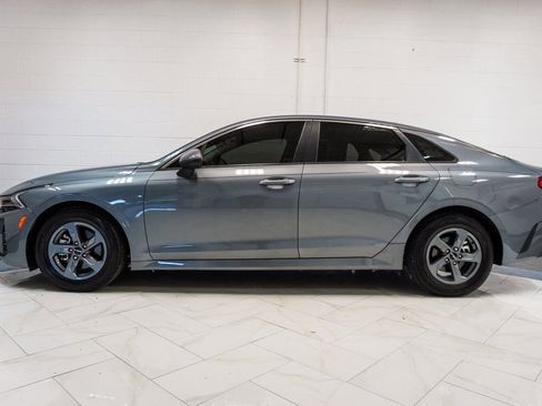 Used 2022 Kia K5 LX image 31