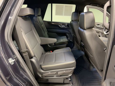 Used 2025 GMC Yukon Elevation image 30