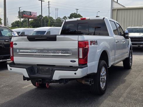 Used 2022 Ford F250 Platinum w/ FX4 Off-Road Package AWD/4WD image 4