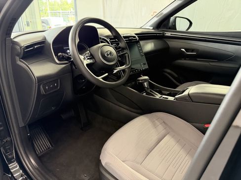 Used 2024 Hyundai Santa Cruz SEL FWD image 8