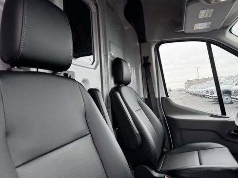 New 2026 Ford Transit 250 148 Medium Roof image 20