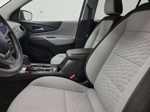 Used 2020 Chevrolet Equinox LT image 18