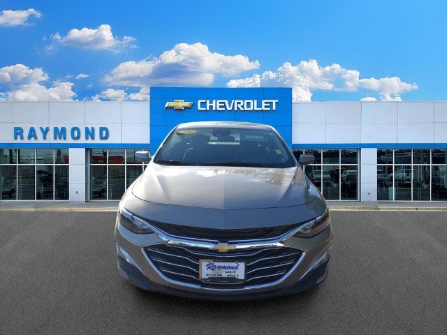 Certified 2025 Chevrolet Malibu LS FWD image 9