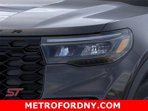 New 2026 Ford Explorer ST image 18