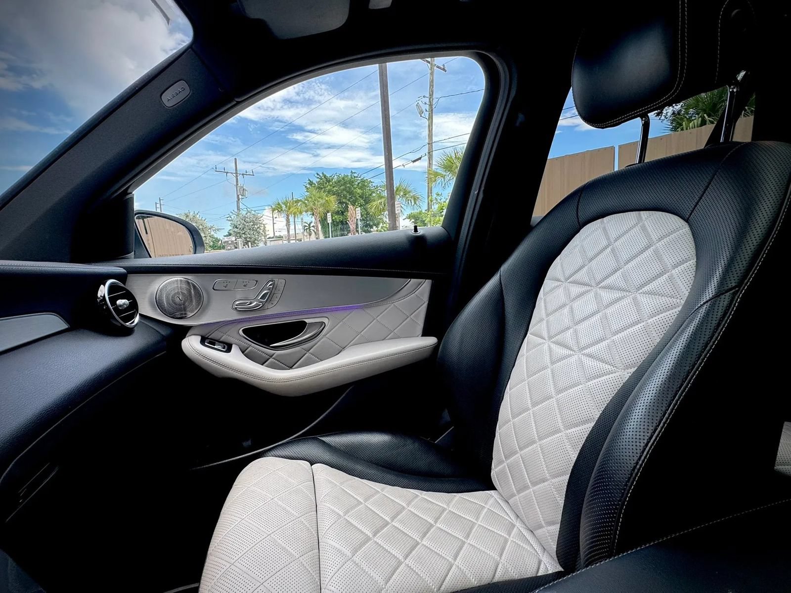 Used 2021 Mercedes-Benz GLC 300 4MATIC image 30