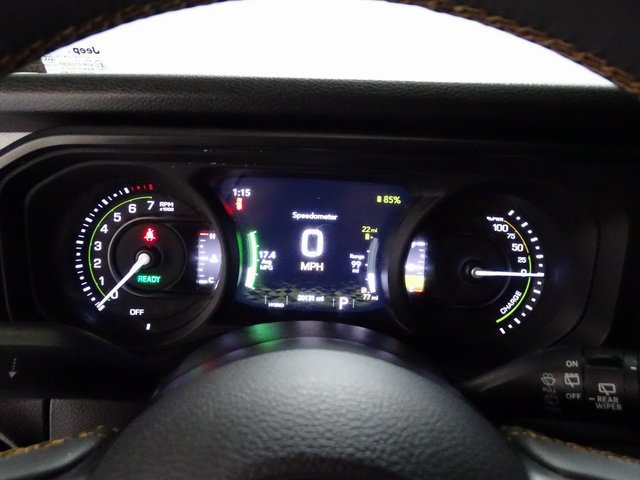 Certified 2024 Jeep Wrangler Unlimited w/ Convenience Group AWD/4WD image 14