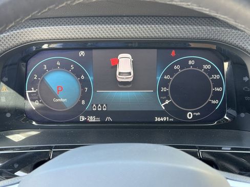 Used 2025 Volkswagen Atlas Cross Sport SEL Premium R-Line AWD/4WD image 24