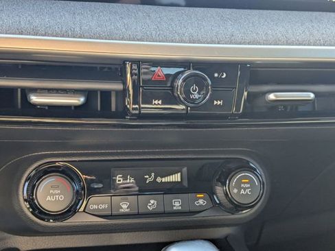 New 2026 Nissan Kicks SV image 20