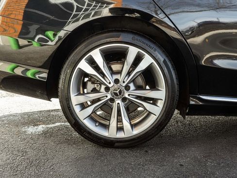 Used 2018 Mercedes-Benz C 300 4MATIC Sedan image 37