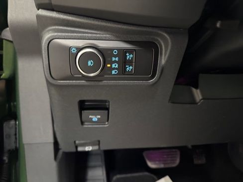 Used 2025 Ford Bronco Outer Banks image 19