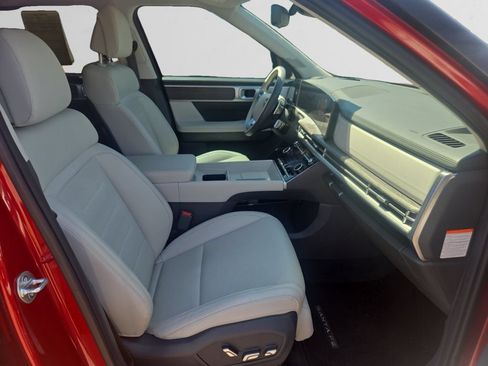 Used 2025 Hyundai Santa Fe Calligraphy AWD/4WD image 16