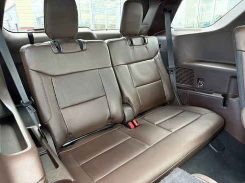 Used 2021 Ford Explorer King Ranch w/ Premium Technology Package AWD/4WD image 39