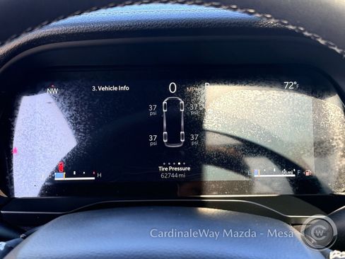 Used 2024 Jeep Grand Cherokee L Limited w/ Luxury Tech Group II image 16