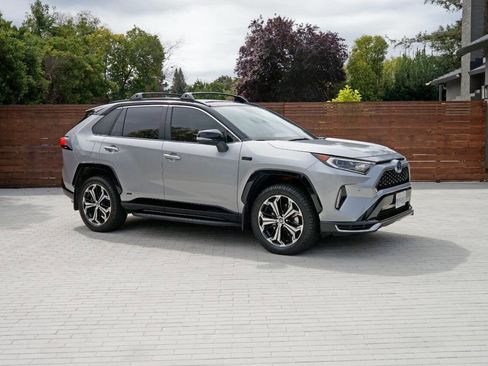 Used 2021 Toyota RAV4 XSE image 1