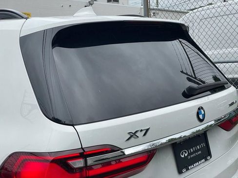 Used 2021 BMW X7 xDrive40i w/ M Sport Package AWD/4WD image 30