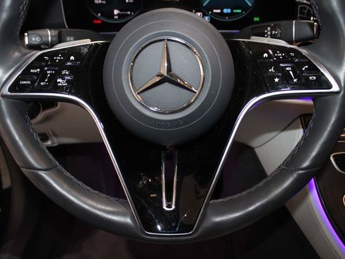 Used 2023 Mercedes-Benz E 450 4MATIC Sedan image 21