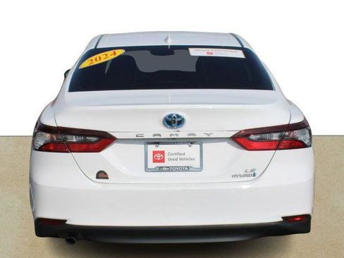 Certified 2024 Toyota Camry LE FWD image 5