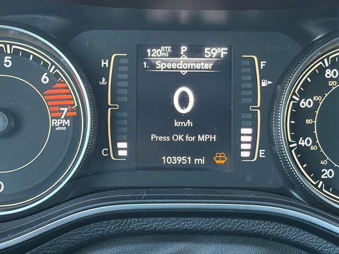 Used 2020 Jeep Cherokee Latitude image 24