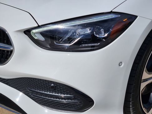 Certified 2025 Mercedes-Benz C 300 Sedan image 8