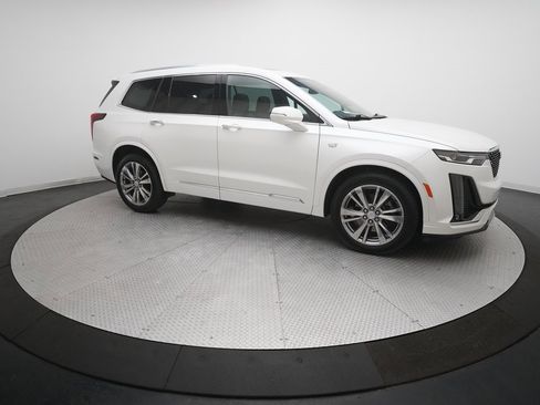 Used 2024 Cadillac XT6 Premium Luxury w/ LPO, Floor Liner Package image 13