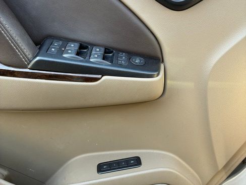 Used 2019 Chevrolet Tahoe LT image 7