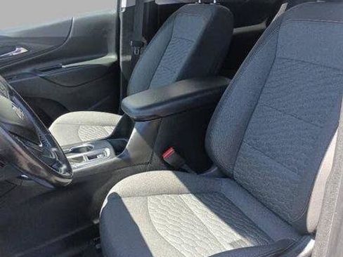 Used 2020 Chevrolet Equinox LT w/ Driver Convenience Package image 29