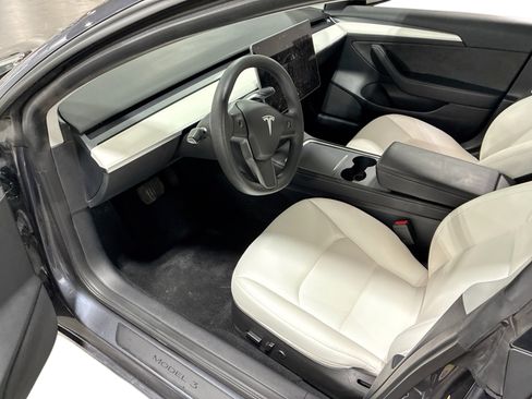 Certified 2023 Tesla Model 3 Standard Range RWD image 9