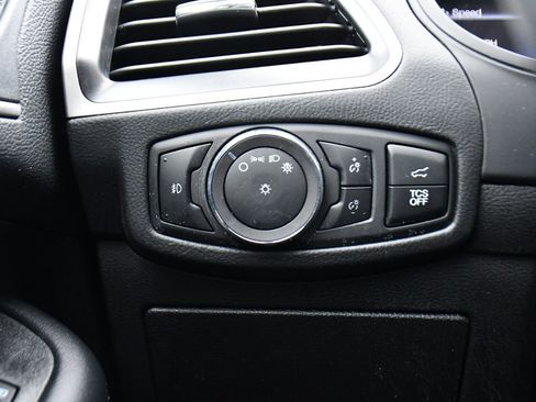 Used 2024 Ford Edge SEL w/ Convenience Package image 28