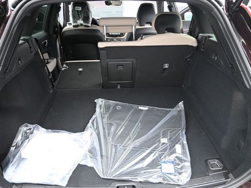 New 2026 Volvo XC60 B5 Core w/ Climate Package AWD/4WD image 19