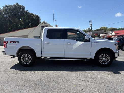 Used 2018 Ford F150 Lariat w/ FX4 Off-Road Package AWD/4WD image 7