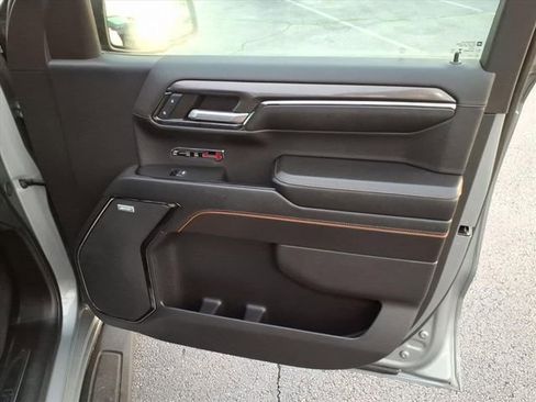 Used 2024 GMC Sierra 1500 AT4 w/ Technology Package image 29