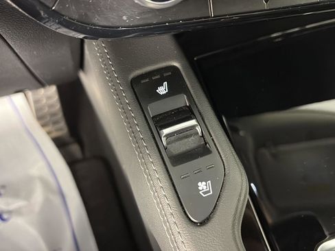 Used 2024 Kia Telluride SX image 31