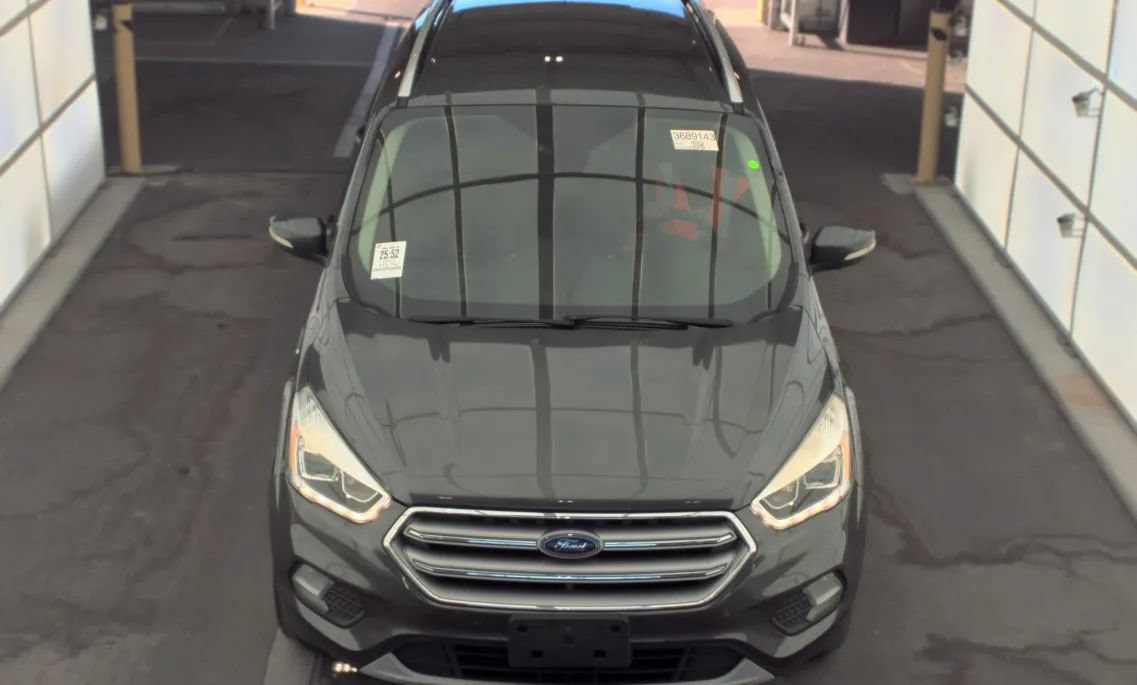 Used 2017 Ford Escape Titanium AWD/4WD image 2