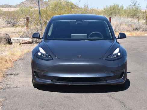 Used 2023 Tesla Model 3 Standard Range image 11