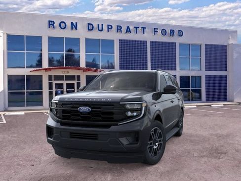 New 2026 Ford Expedition Active AWD/4WD image 3