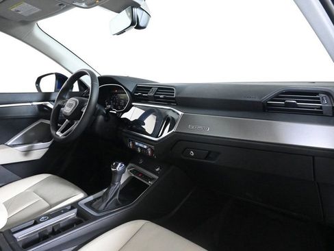Used 2025 Audi Q3 2.0T Premium w/ Convenience Package image 15
