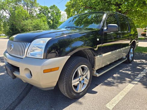 Used 2004 Mercury Mountaineer Convenience AWD/4WD image 2