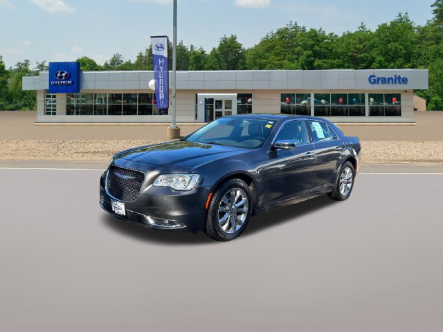 Used 2019 Chrysler 300 Limited w/ Safetytec Plus Group AWD/4WD image 2