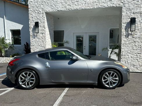 Used 2013 Nissan 370Z Coupe image 20