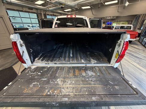 Used 2020 Toyota Tundra SR5 w/ TRD Off-Road Package AWD/4WD image 51