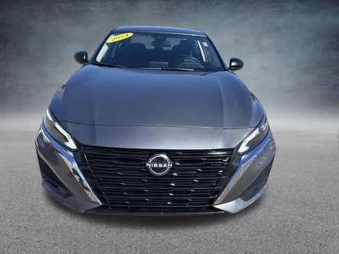 Used 2024 Nissan Altima 2.5 SV image 12