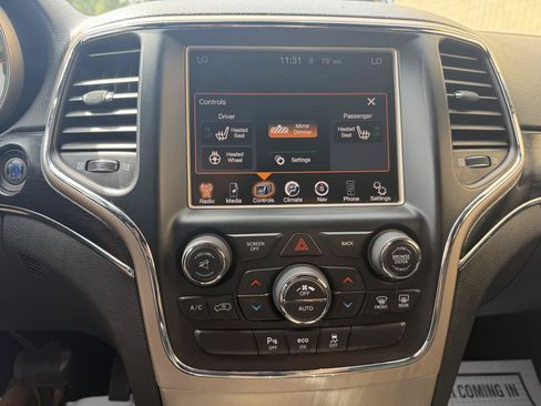 Used 2014 Jeep Grand Cherokee Limited AWD/4WD image 19