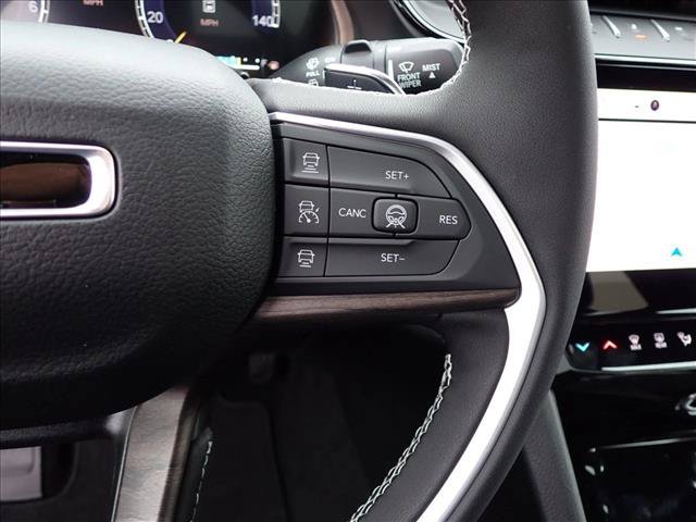 New 2027 Jeep Grand Cherokee Limited AWD/4WD image 18