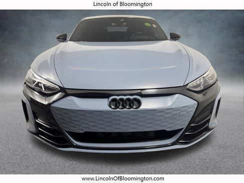 Used 2024 Audi RS e-tron GT w/ Carbon Performance Package AWD/4WD image 9