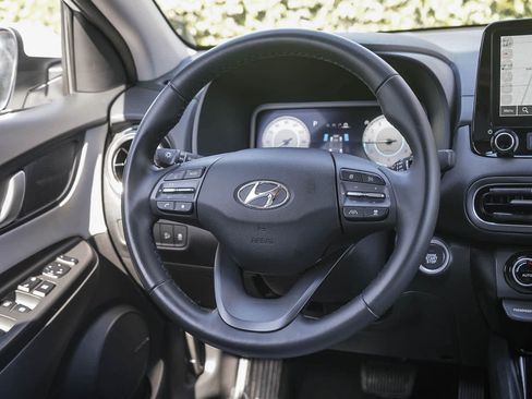 Used 2023 Hyundai Kona Limited AWD/4WD image 15