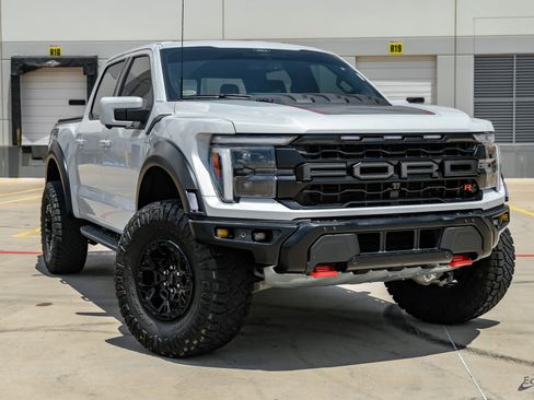 Used 2025 Ford F150 Raptor w/ Equipment Group 803A Raptor R AWD/4WD image 26