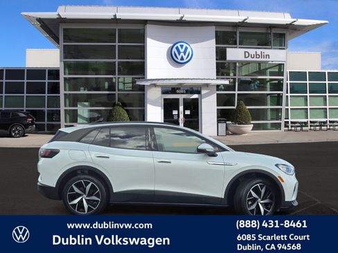 Used 2023 Volkswagen ID.4 Pro S image 3